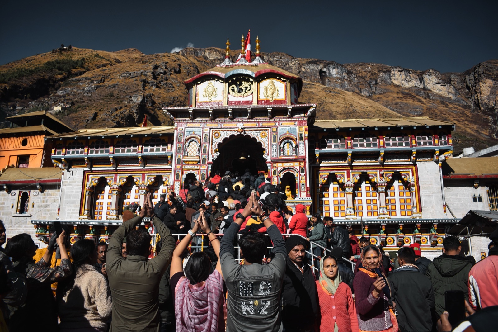 Badrinath temple with pilgrims